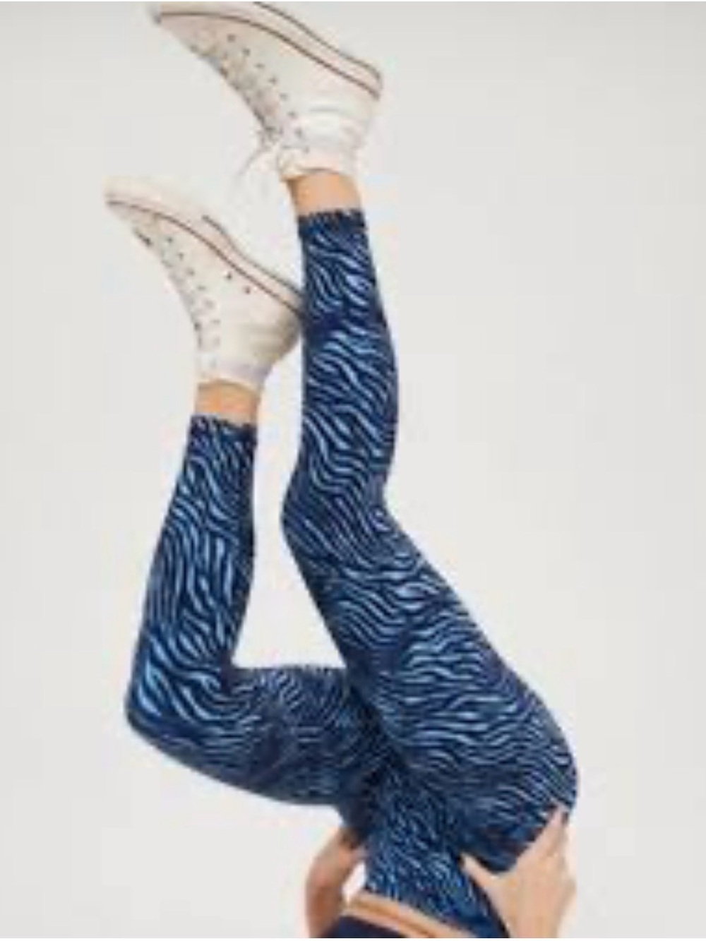 EUC Aerie Offline Real Me Zebra Print Leggings